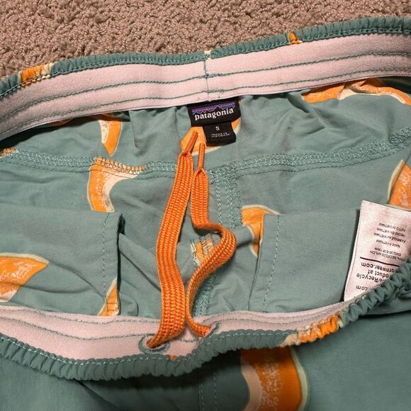 Patagonia Women's Green Teal Fun Melon Pattern Baggies Shorts, Small - Picture 5 of 8